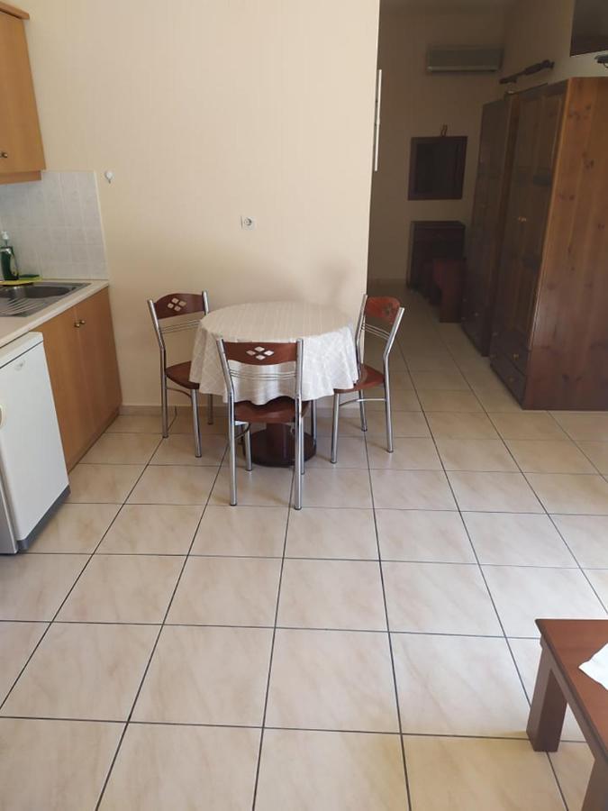 Markos Apartments 4 Stoúpa Esterno foto